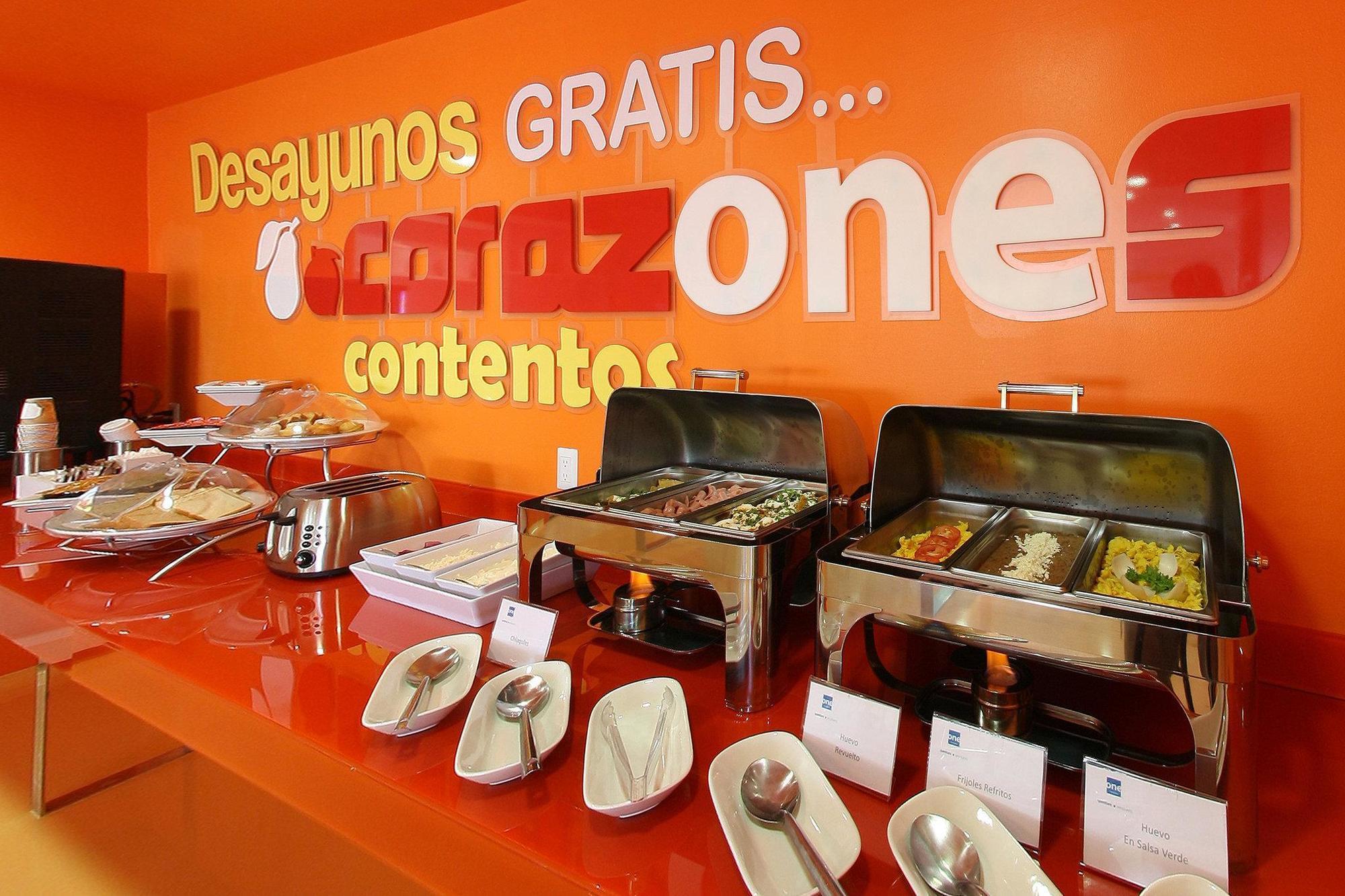 מלון El Coyote One Queretaro Aeropuerto מראה חיצוני תמונה