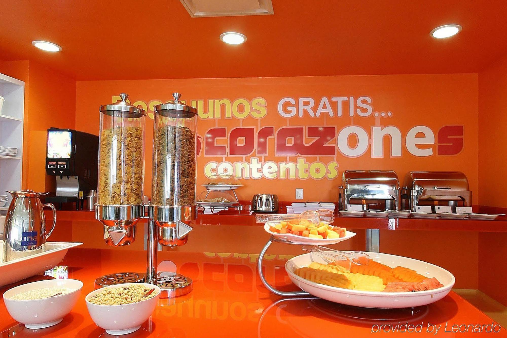 מלון El Coyote One Queretaro Aeropuerto מראה חיצוני תמונה