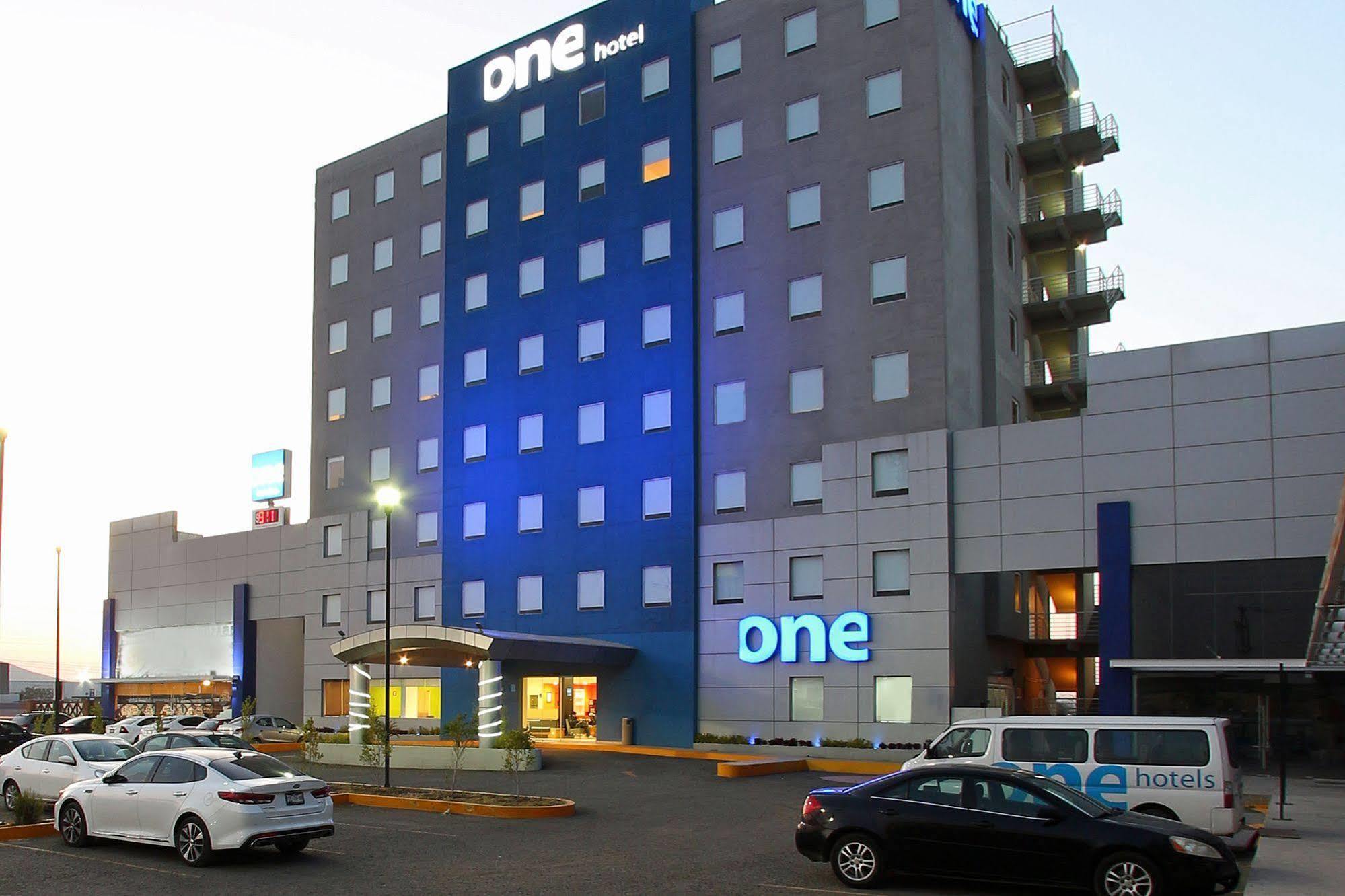 מלון El Coyote One Queretaro Aeropuerto מראה חיצוני תמונה