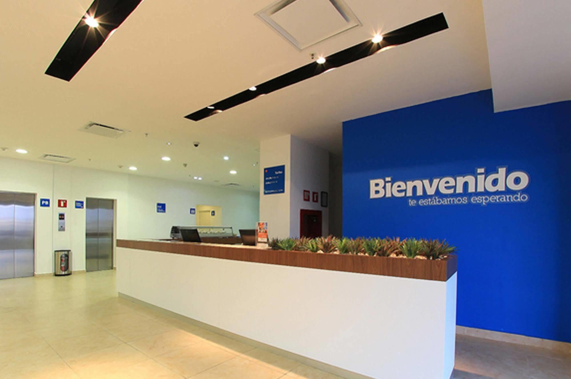 מלון El Coyote One Queretaro Aeropuerto מראה חיצוני תמונה
